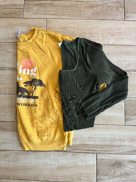 No Boundaries Tops - Womens Walmart Bundle of 2 Tops - XXL